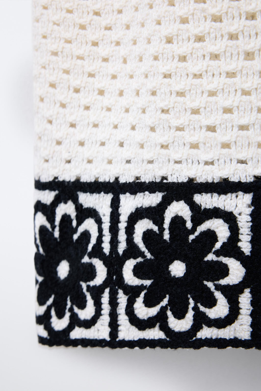 FLORAL HALTER NECK CROCHET KNIT TOP - Zara фото 4