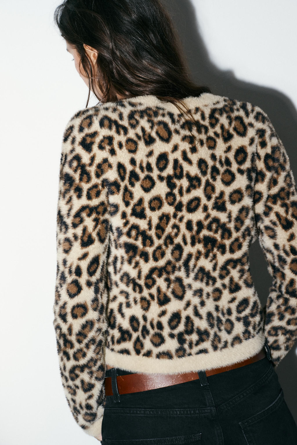 ANIMAL PRINT FAUX FUR KNIT JUMPER - Zara фото 8