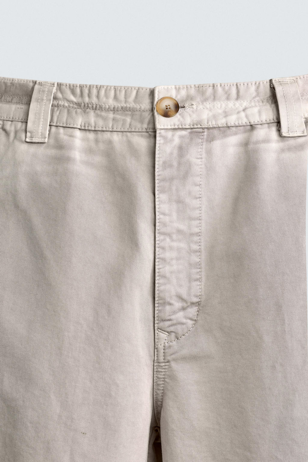 PANTAL?N CHINO STRAIGHT FIT LAVADO EFECTO VINTAGE / Beige claro