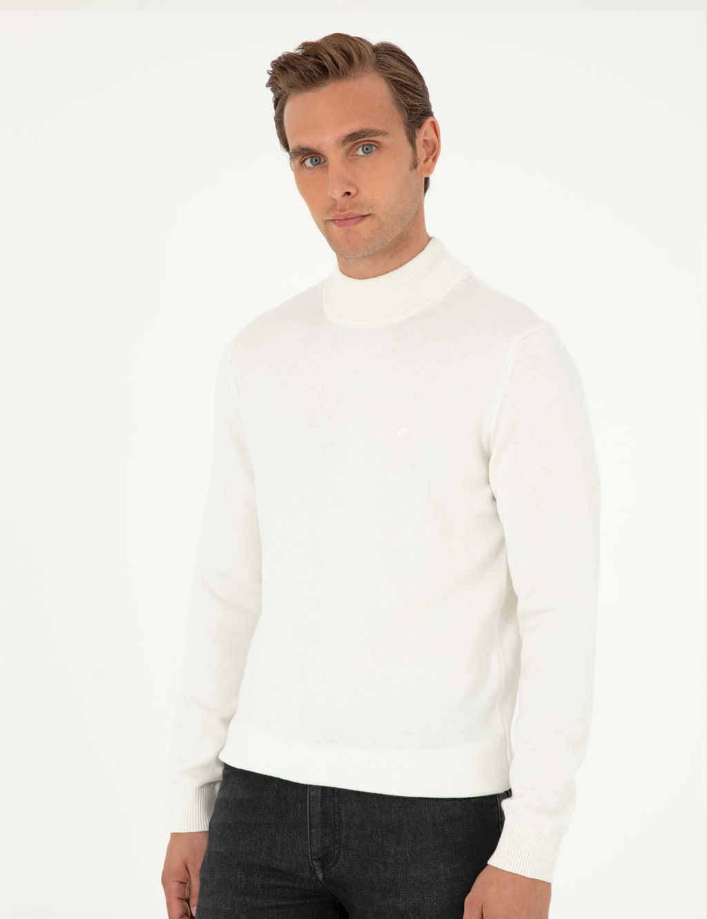 Ekru Slim Fit Yar_m Bal_k__ Yaka Basic Triko Kazak