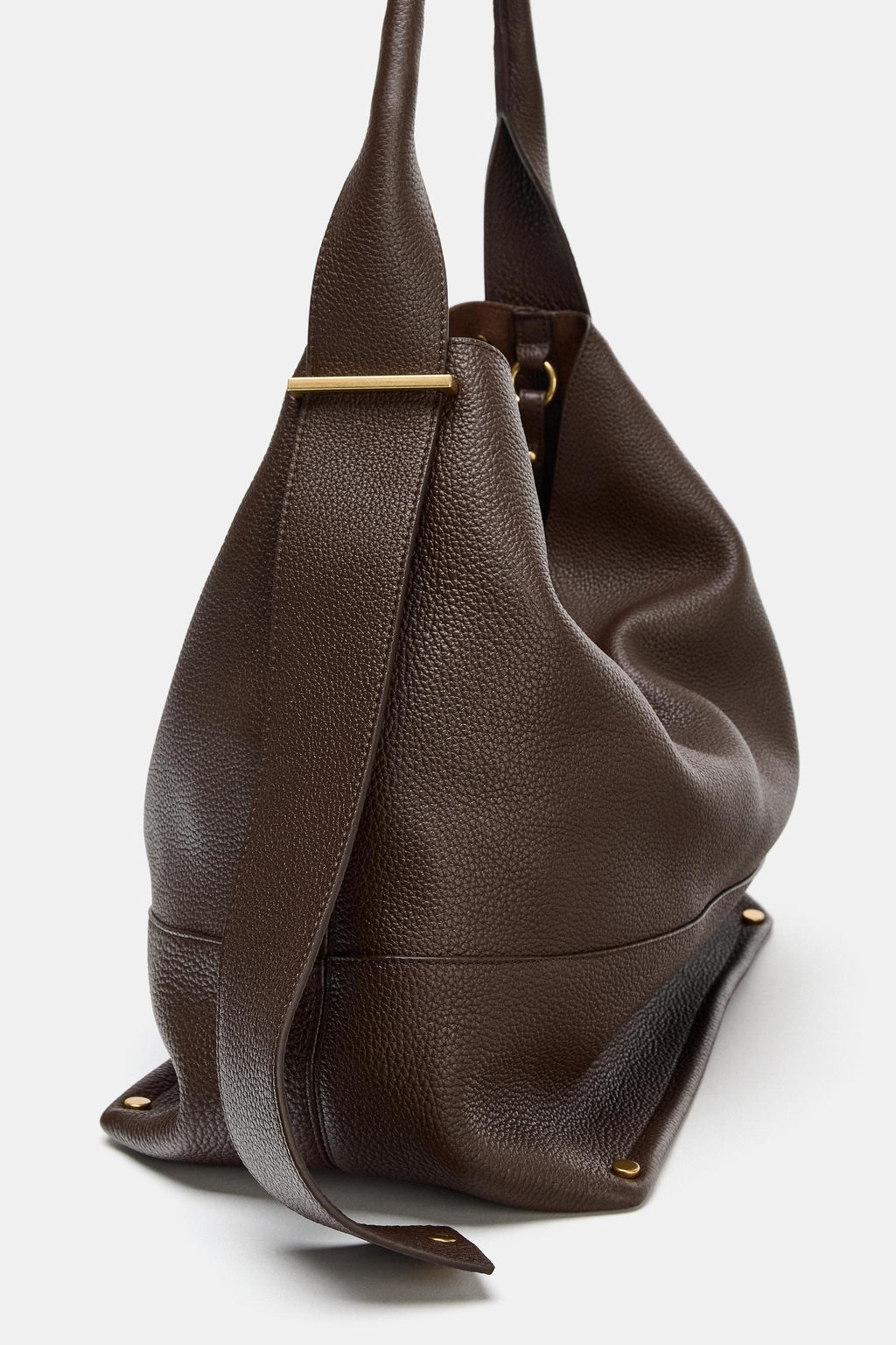 LEATHER MAXI BUCKET BAG - Zara фото 9