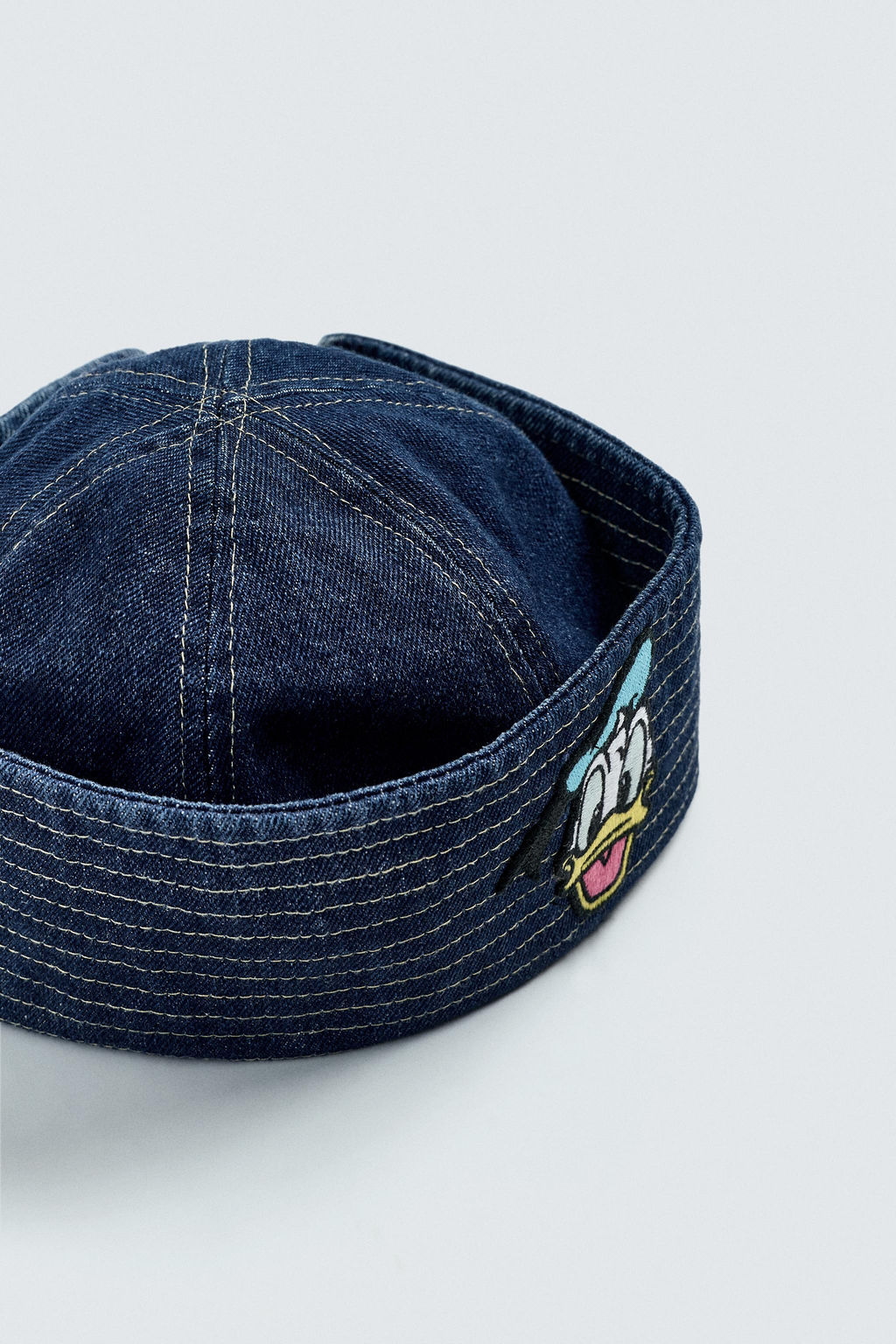 DONALD DUCK PATCH DENIM HAT HARRY LAMBERT FOR ZARA X DISNEY  фото 2