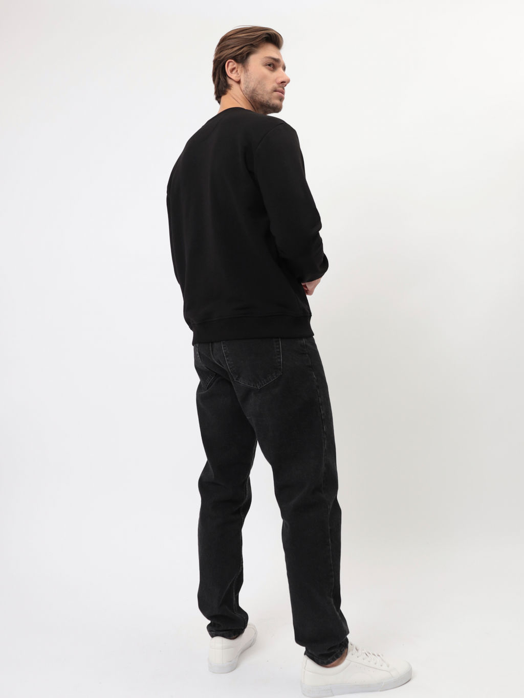 Свитшот мужской GREG G121-OZ03-31 (черный)  фото 3