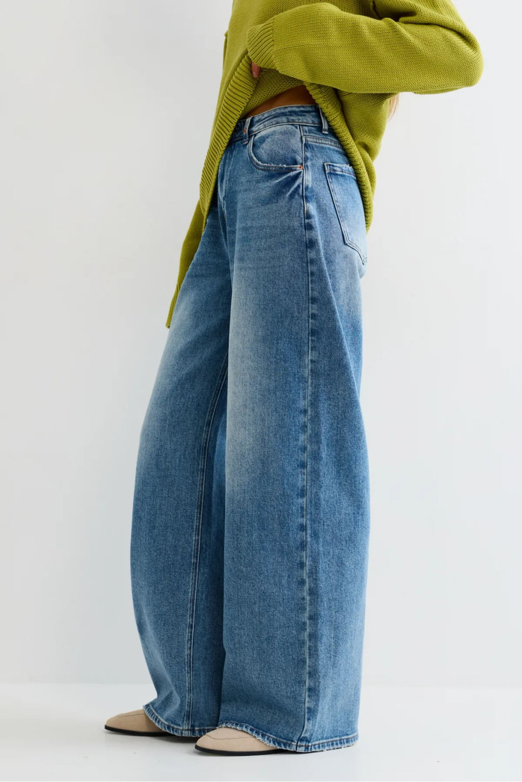 Джинсы-трубы с потертостями Голубой - Erist store фото 4