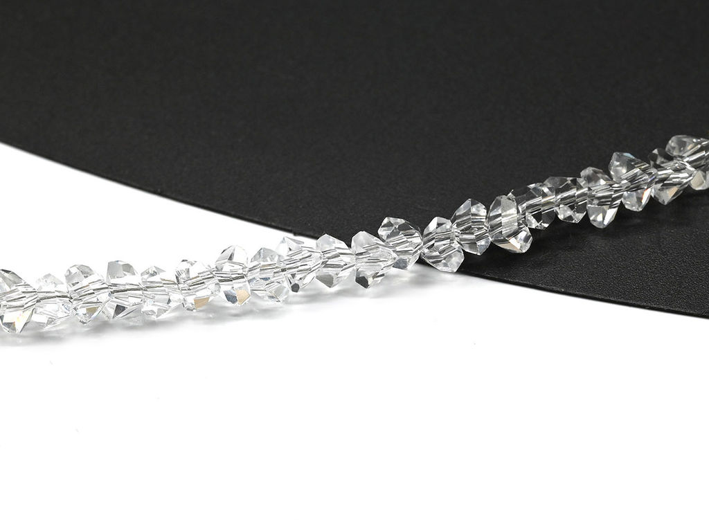 Браслет из циркона огранка 4мм цвет хрусталь, 17см