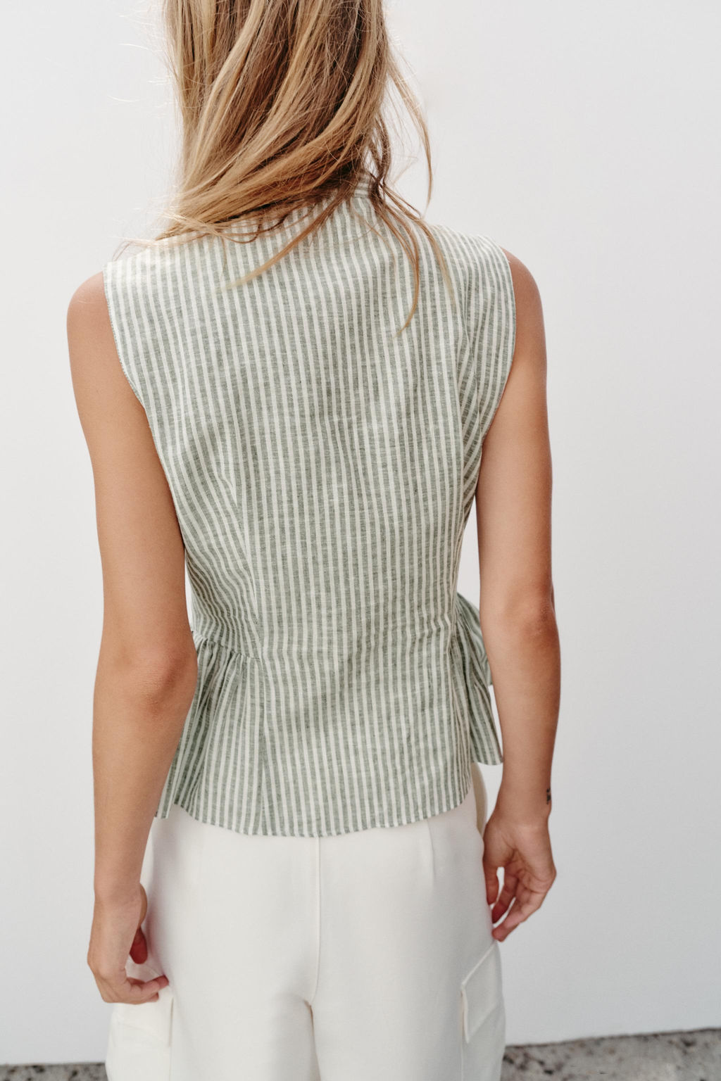 TOP RAYAS LAZOS HILO METALIZADO / Verde / Crudo - Zara фото 5