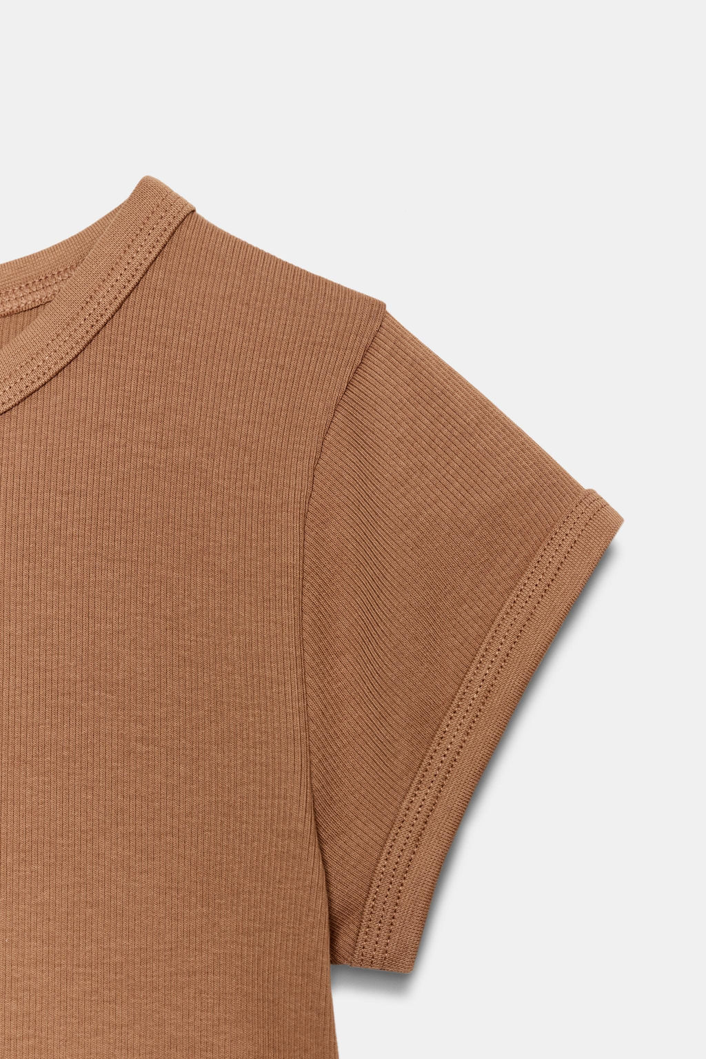 CAMISETA RIB MANGA CORTA / Tostado oscuro - Zara фото 7