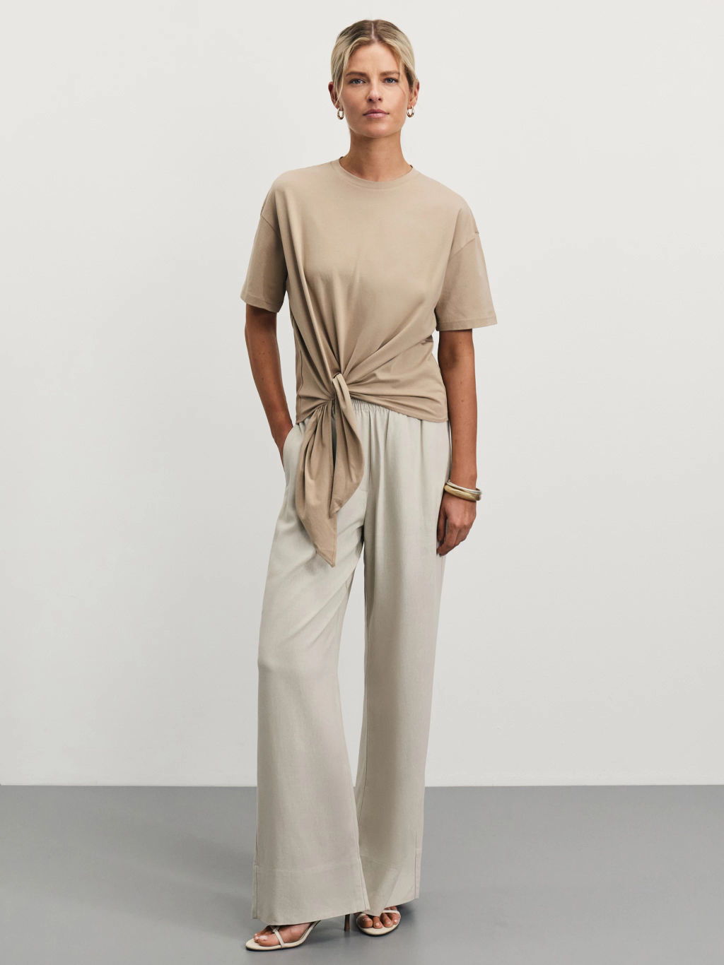 Футболка с завязкой на талии / Zarina  фото 2