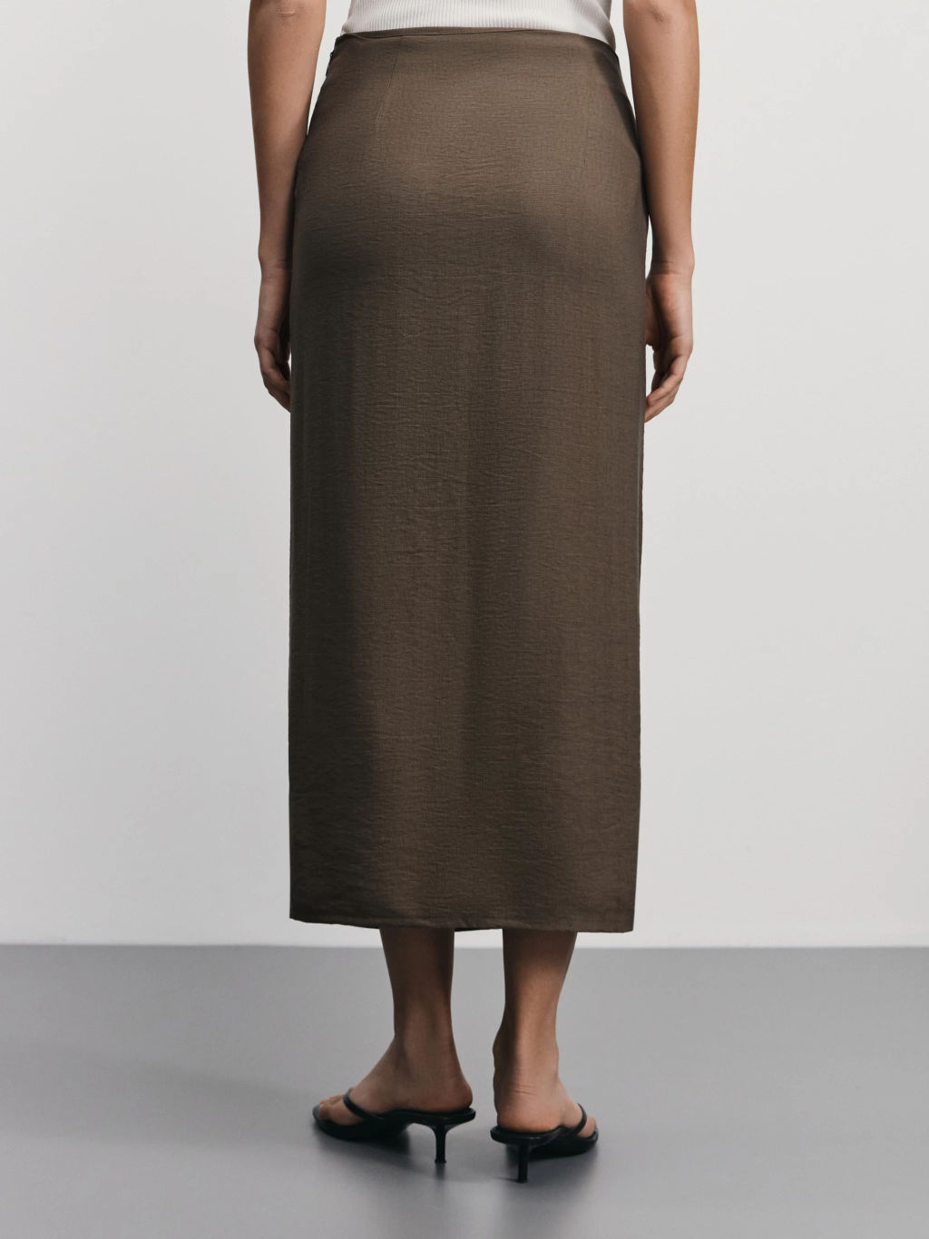 Юбка миди с разрезом и пряжкой из вискозы / Zarina  фото 5