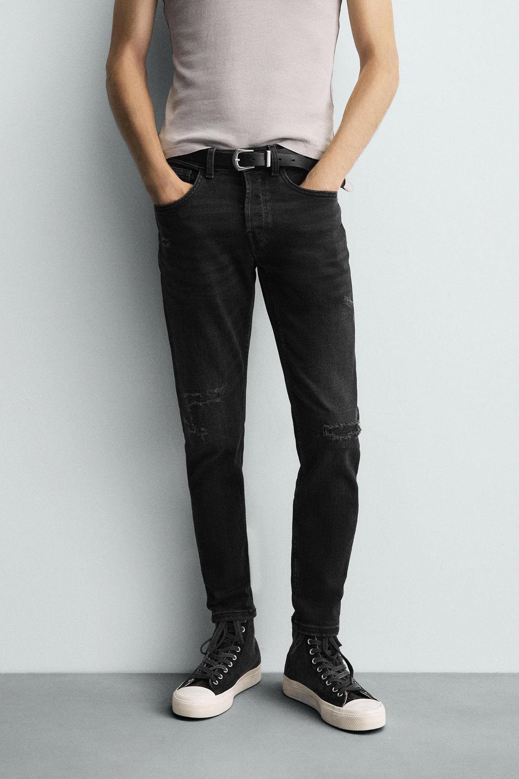 RIPPED SKINNY FIT JEANS - Zara фото 39