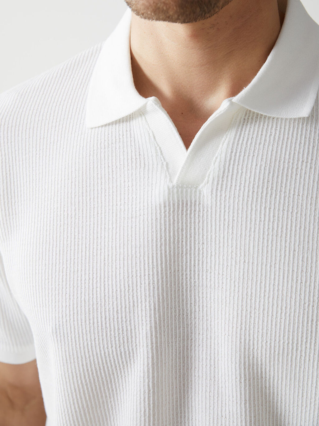 LC Waikiki Ekru Polo Yaka K_sa Kollu Erkek Ti__rt