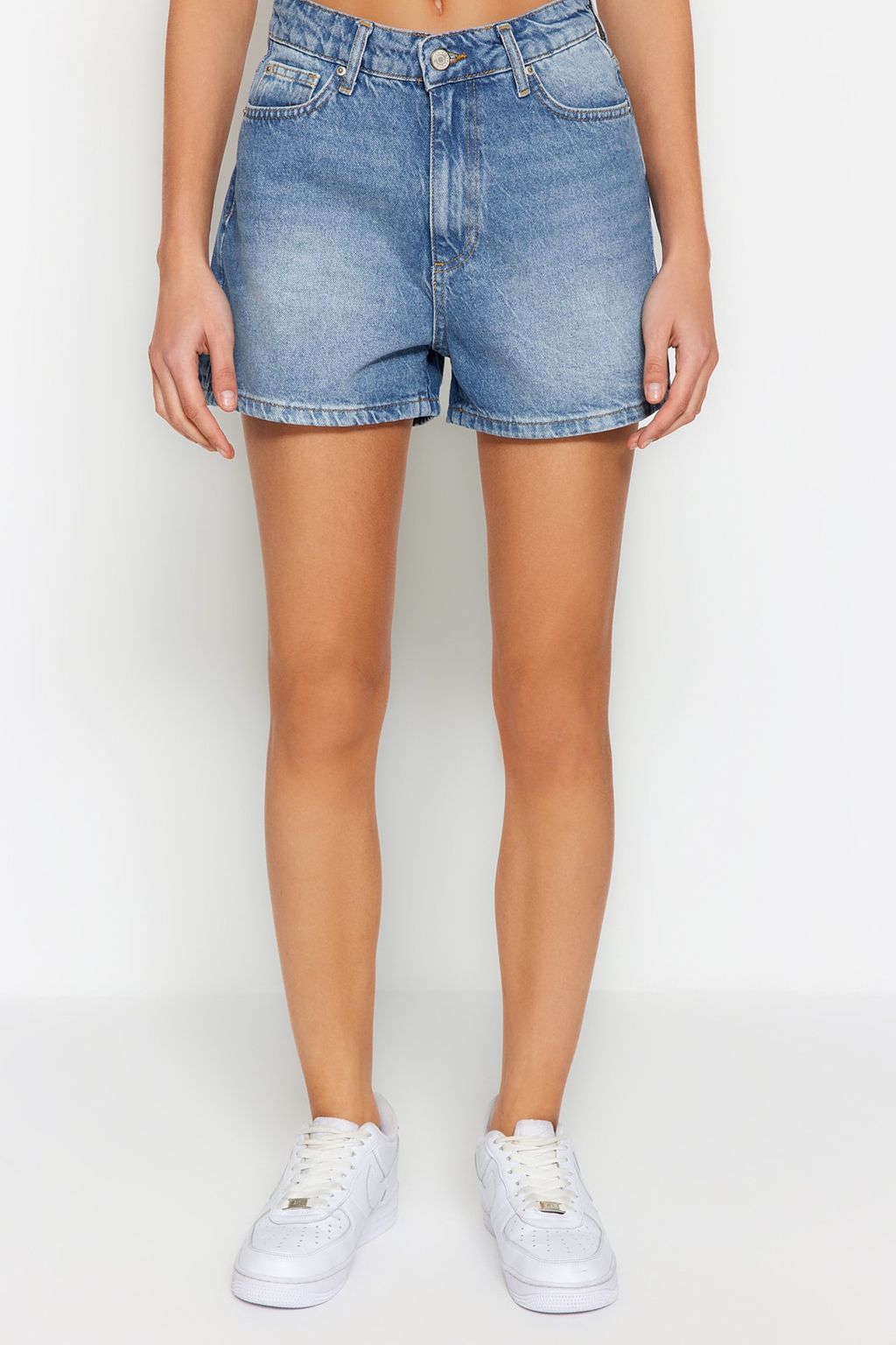 Mavi Yuksek Bel City Boy Denim Sort TWOSS23SR00199