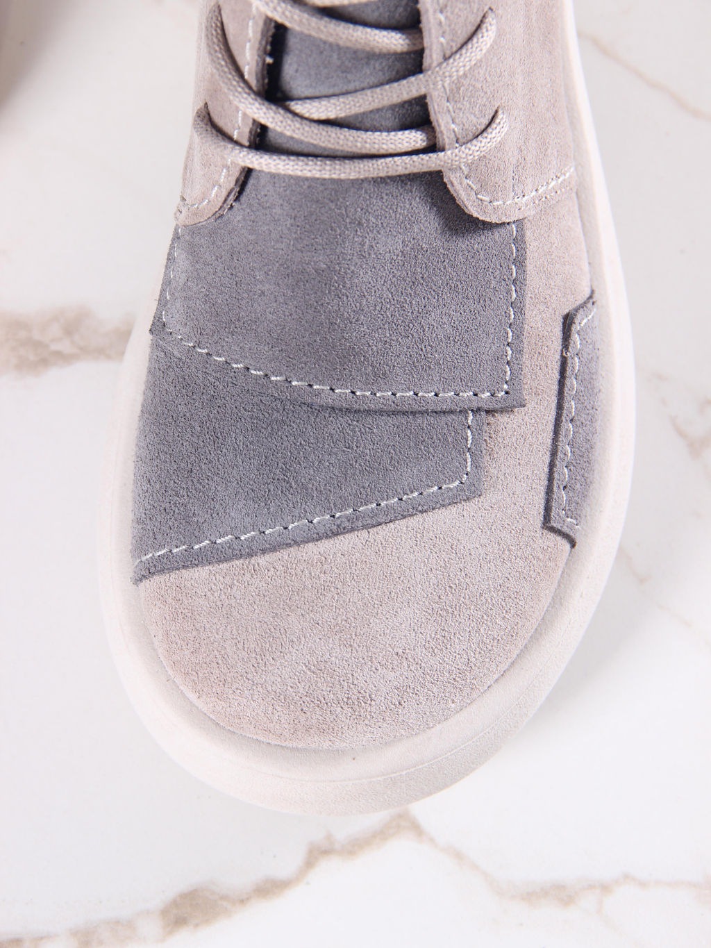 Ботинки 305.927be.Ваниль серый замша/байка