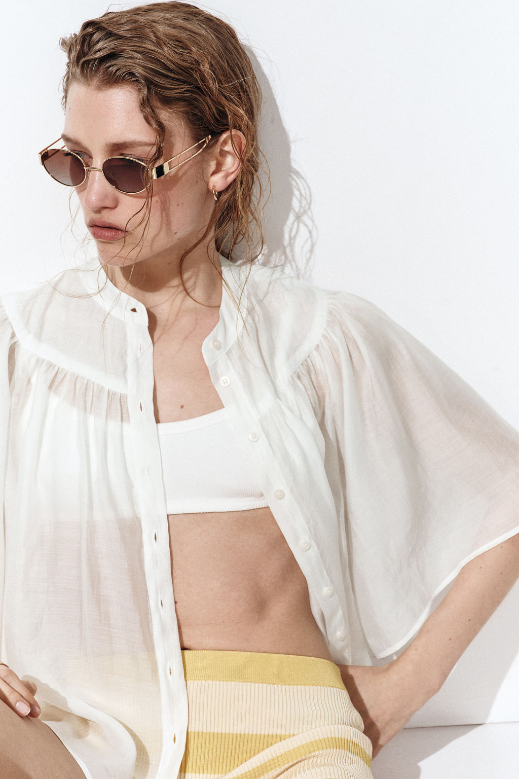 Blusa con mangas mariposa - H&m фото 3