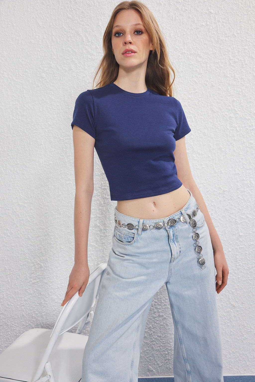 TRENDYOLMILLA Gri Melanj Interlok Fitted/Vucuda Oturan Esnek Orme T-Shirt TWOSS25TS00186  фото 2