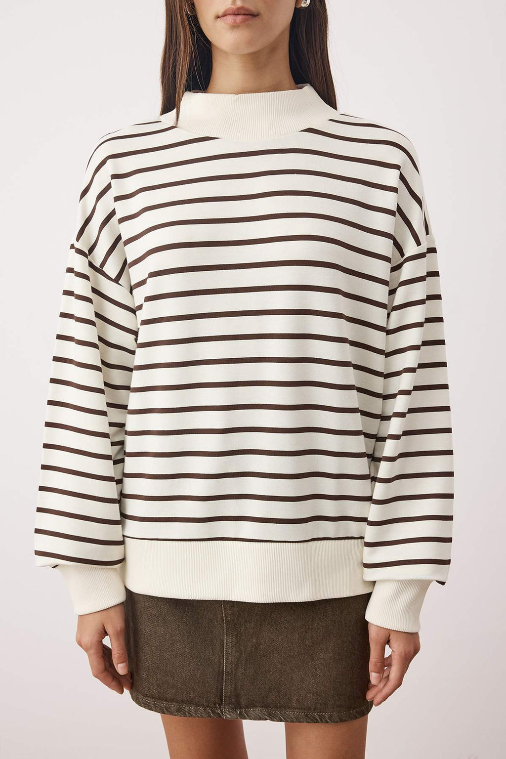 Kahverengi Cizgili Oversize/Genis Kal?p Orme Sweatshirt TWOAW26SW00102