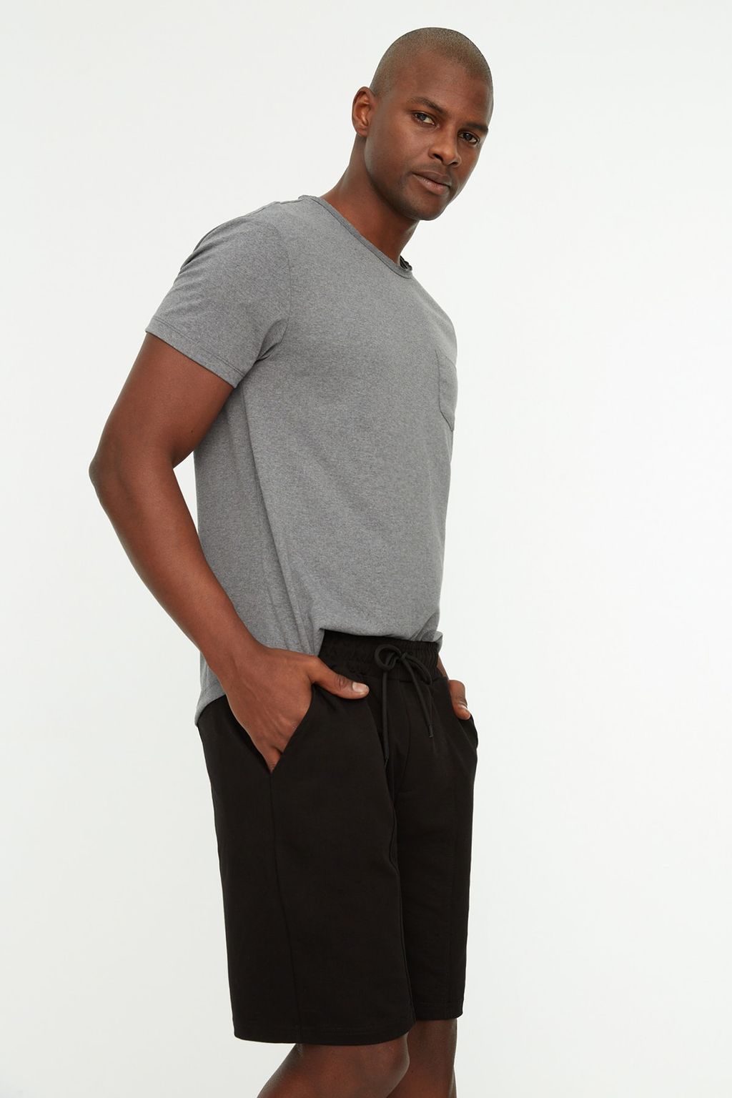 TRENDYOL MAN Tas Regular/Normal Kesim Orta Boy Lastik Belli Bagc?kl? Dikis Detayl? Sort TMNSS20SR0070 - Trendyolmilla фото 9