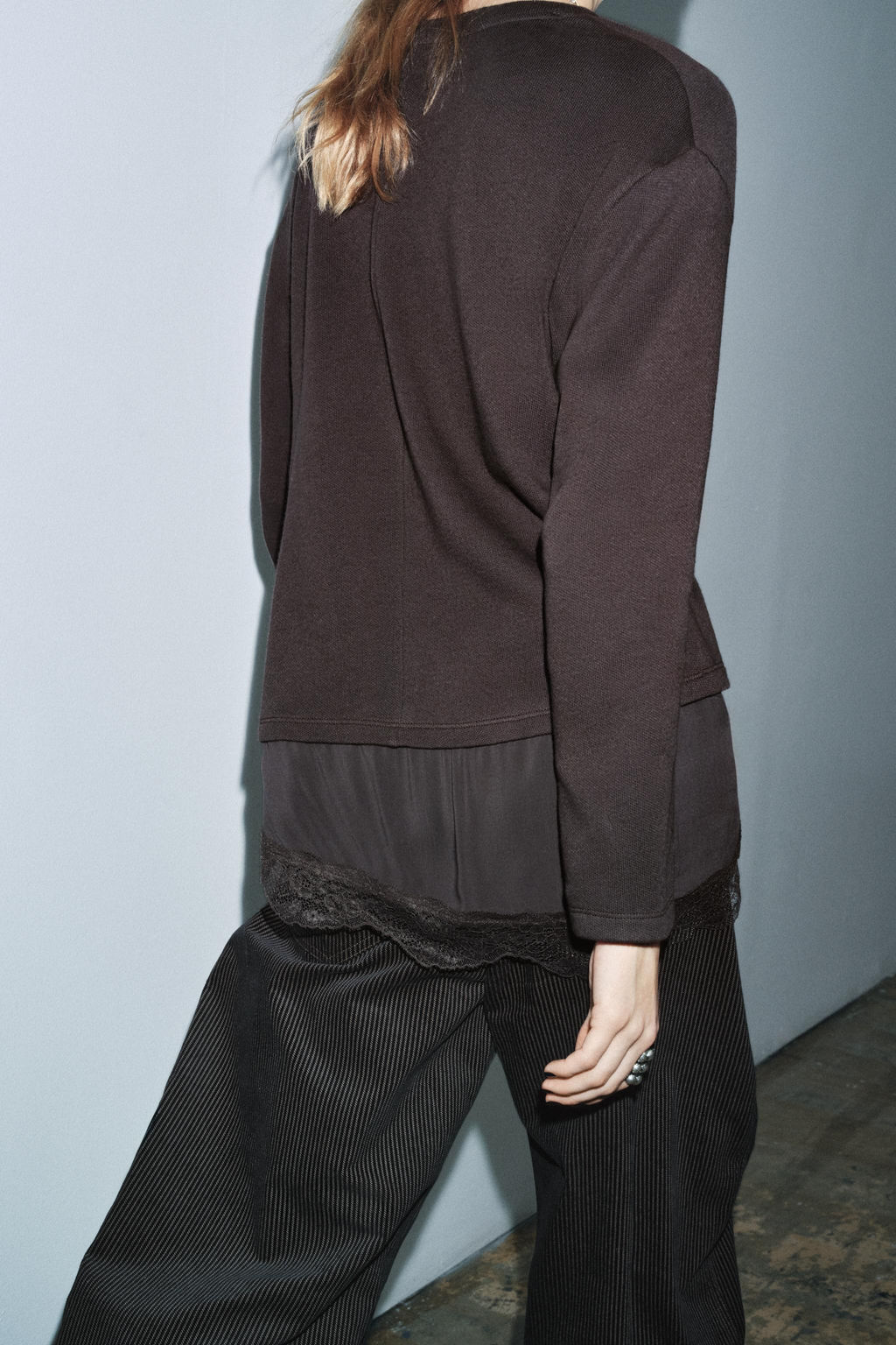 CONTRAST T-SHIRT WITH LACE - Zara фото 2