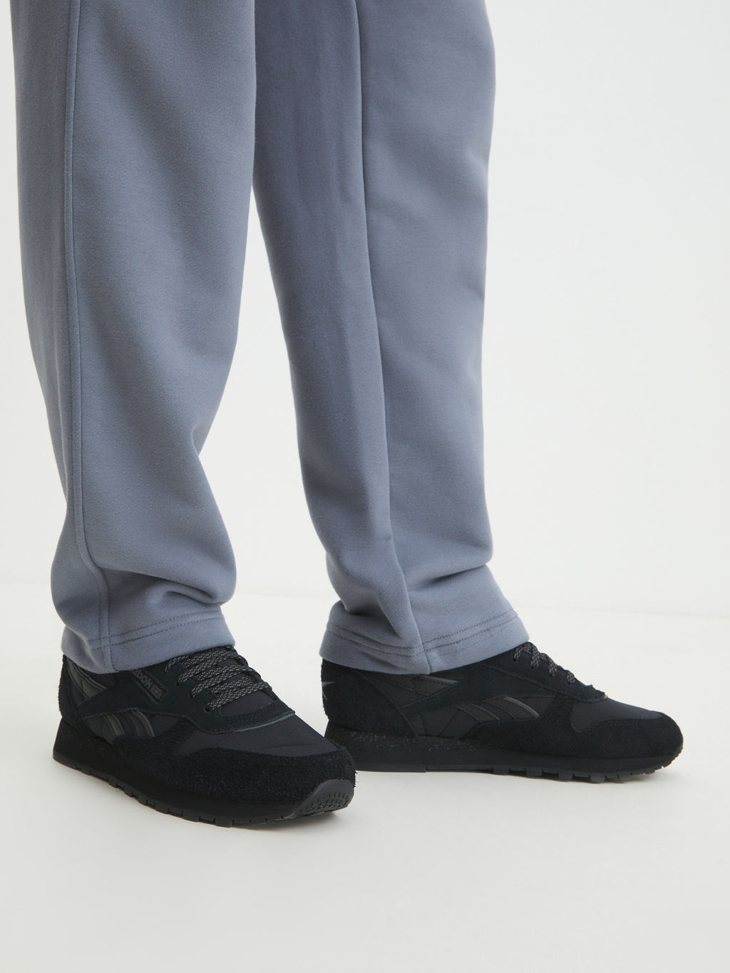 Кроссовки REEBOK CLASSIC LEATHER Артикул 4123669, черный