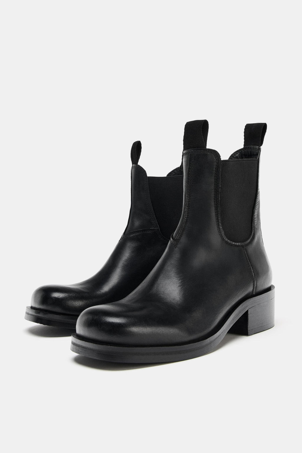 LEATHER ANKLE BOOTS WITH ELASTIC SIDES