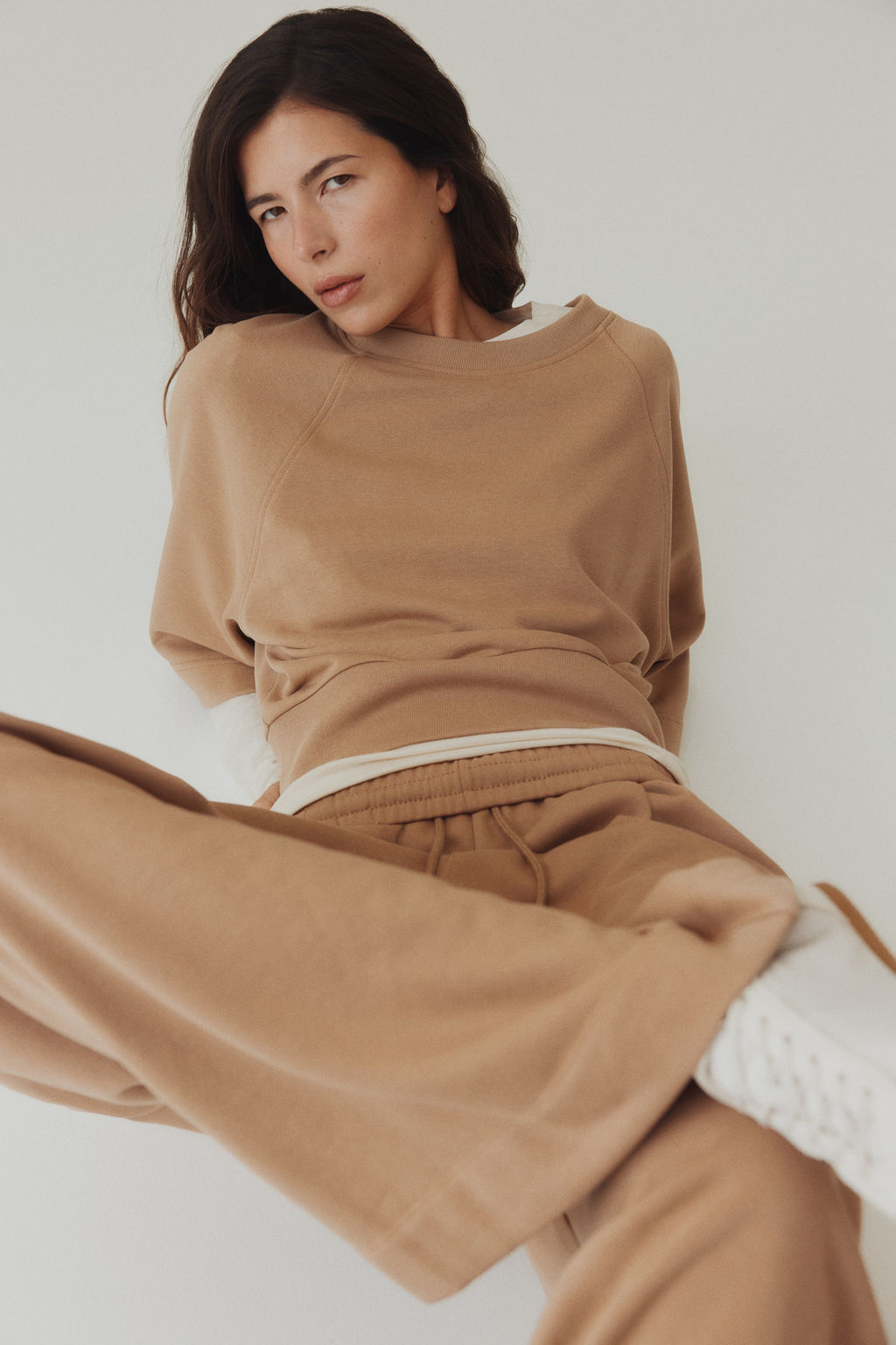 Pantal?n con cord?n de ajuste y pliegue decorativo - H&m фото 8
