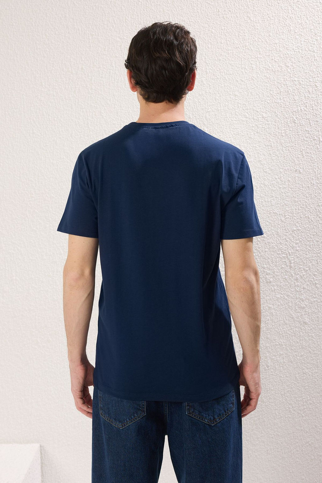 Trendyolmilla Man Siyah-Beyaz-Lacivert 3lu Oversize/Genis Kesim Etiketli %100 Pamuk Tok Kumas T-shirt TMNSS25TS00083  фото 7