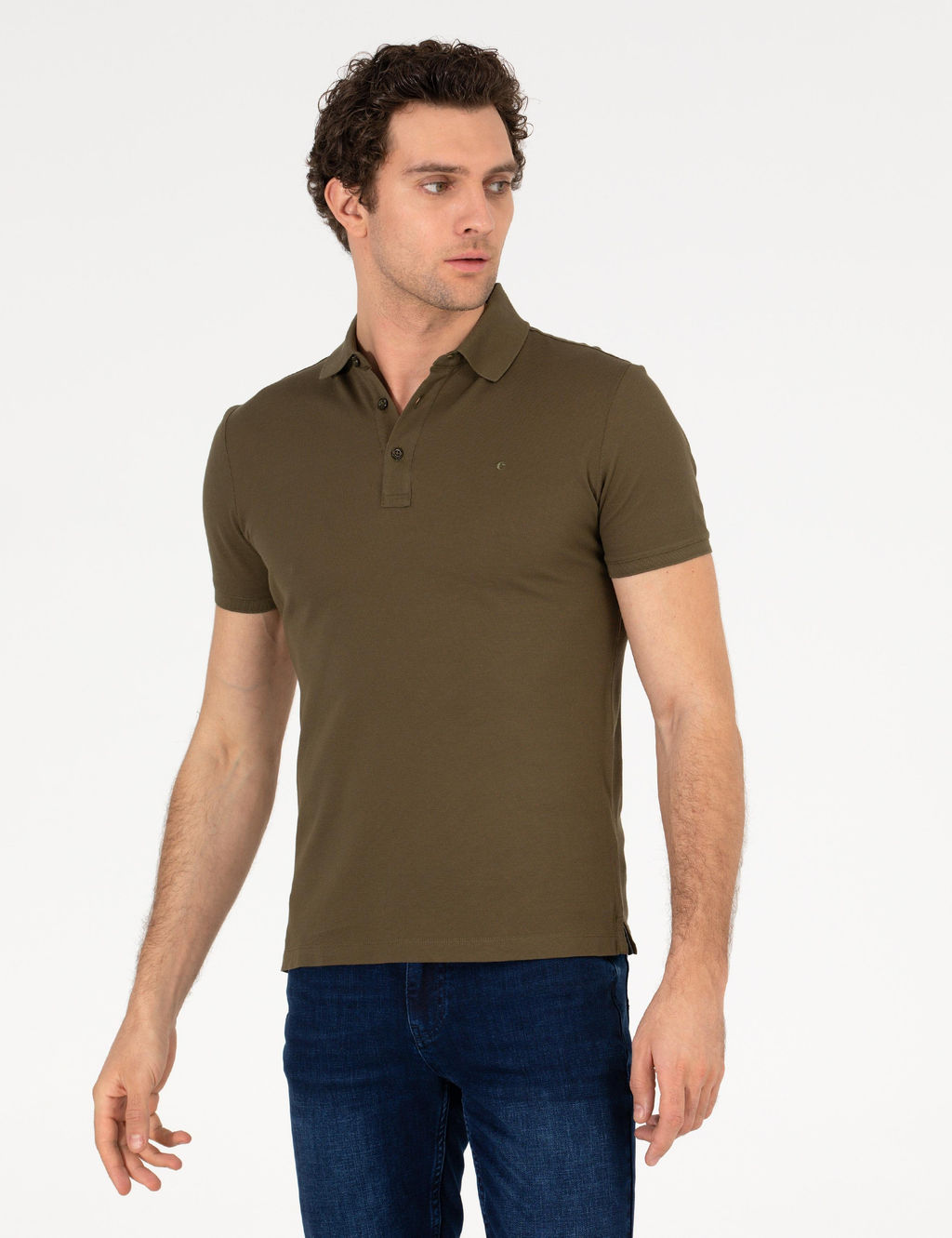 Базовая футболка Slim Fit цвета хаки