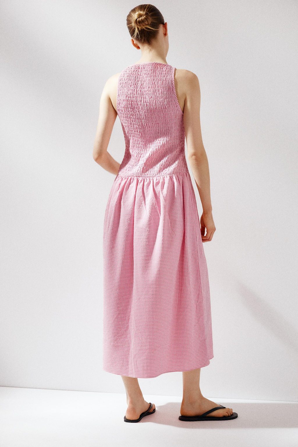 GINGHAM CHECK MIDI DRESS - Zara фото 14