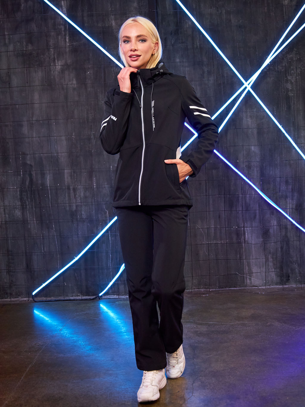 Женская мембранная куртка виндстоппер на флисе Azimuth Заря 124/23982_704 Черный  фото 10