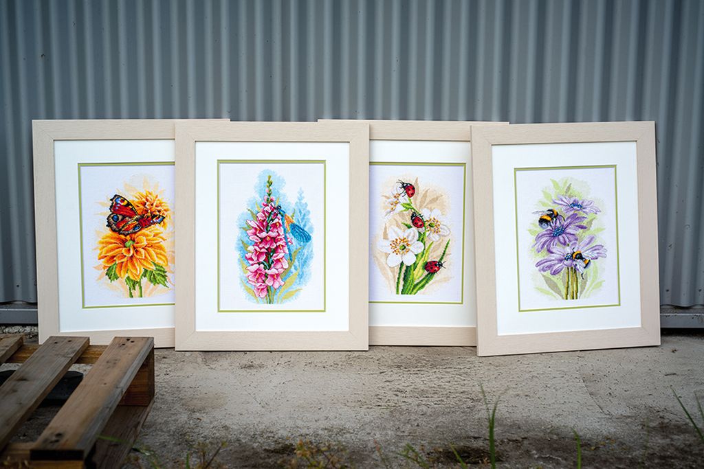 Набор для вышивания LANARTE PN-0190652 Танцующие пчёлы 33 x 22 см