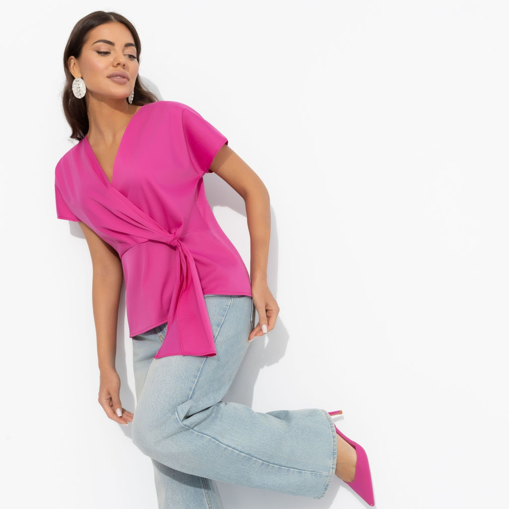 Блуза с декоративной драпировкой Откройся желаниям (фуксия) - Charutti фото 10