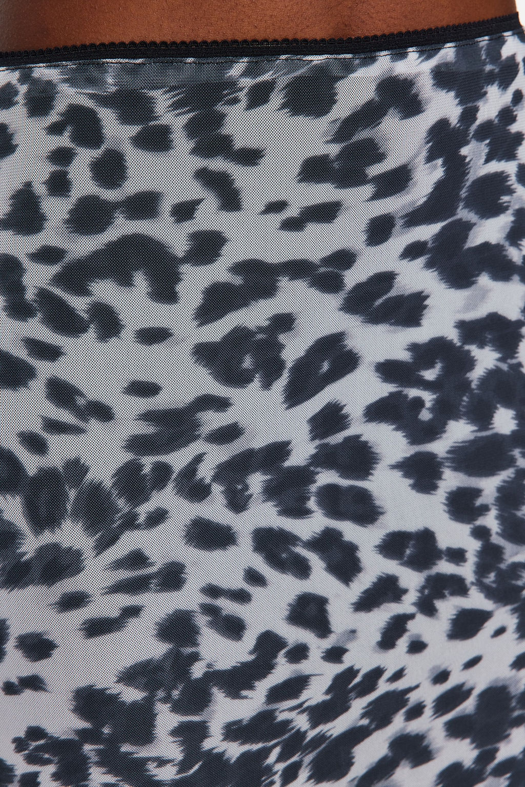 TRENDYOLMILLA Siyah Bel Detayl? Bask?l? Esnek Tul Maxi Orme Etek TWOAW24ET00124  фото 5