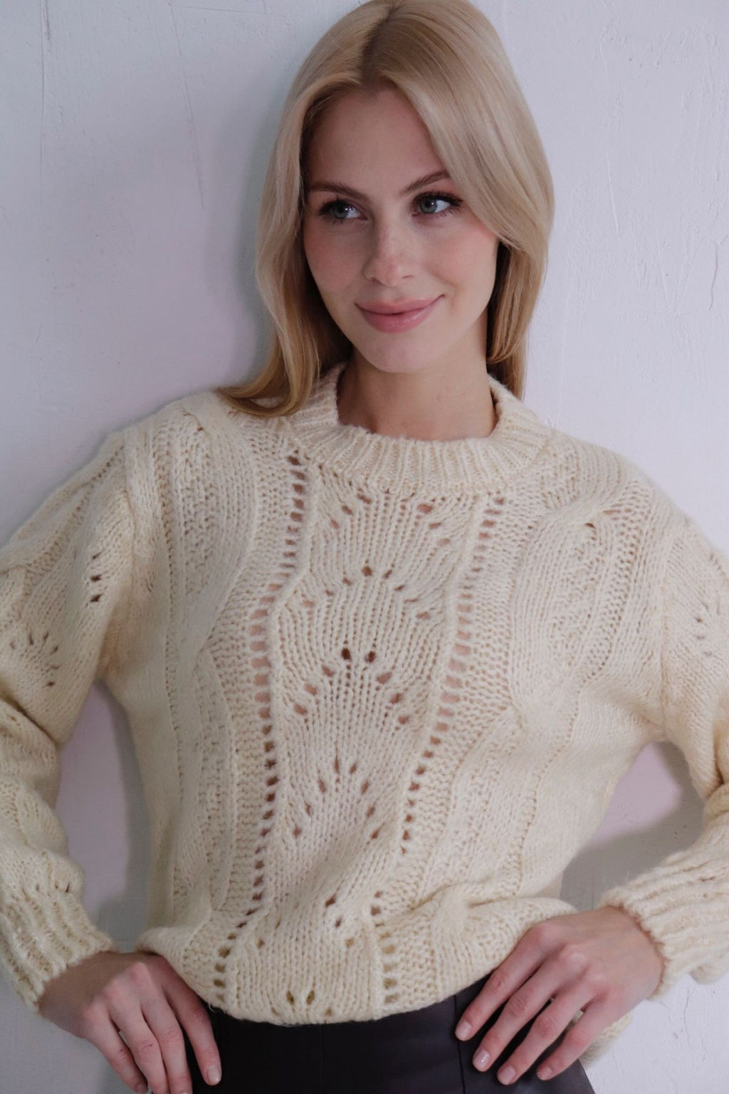 10508 Джемпер с ажуром слоновая кость - Martichelli фото 9