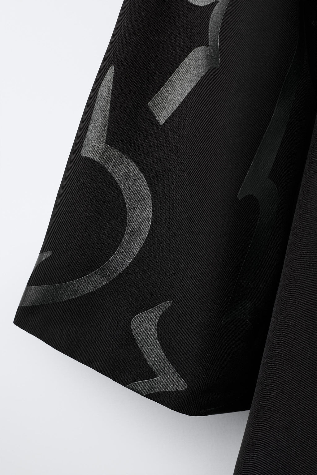 CAPA DISFRAZ KPOP DEMON HUNTERS NETFLIX  / Negro - Zara фото 4