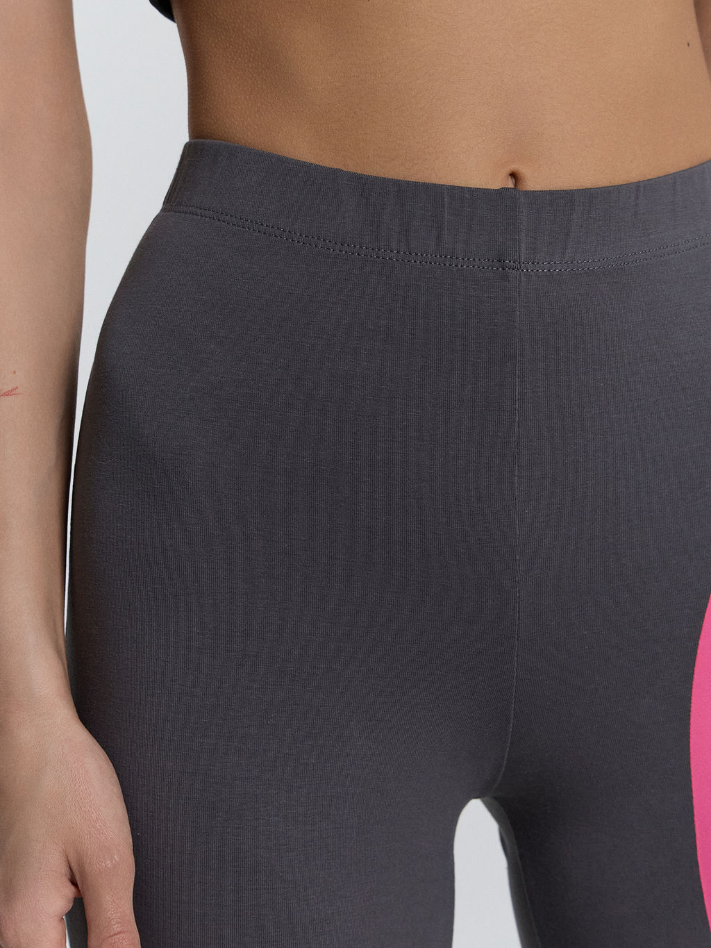 БРЮКИ ЖЕНСКИЕ (осенне-зимний ассортимент) - Mark formelle фото 4