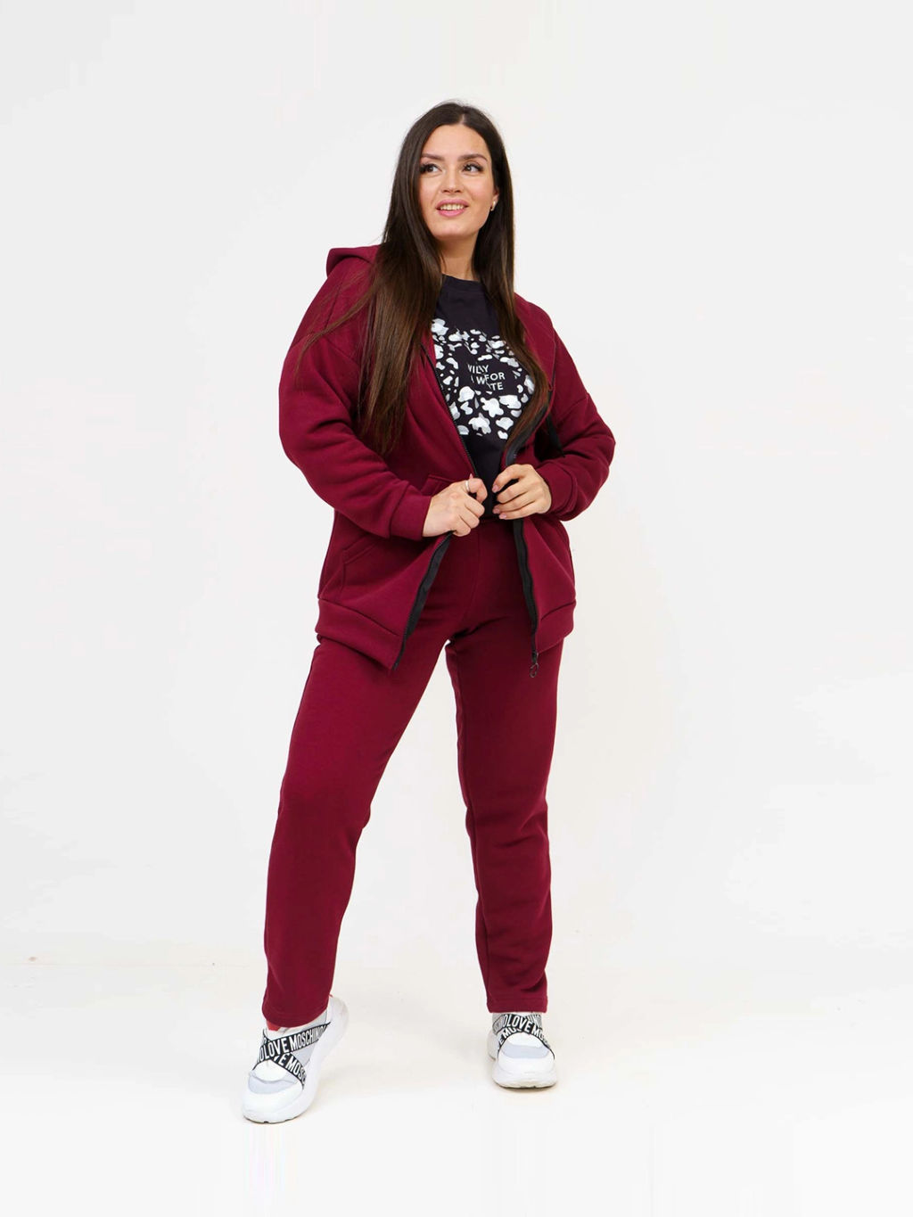 Костюм женский, цвет бордовый