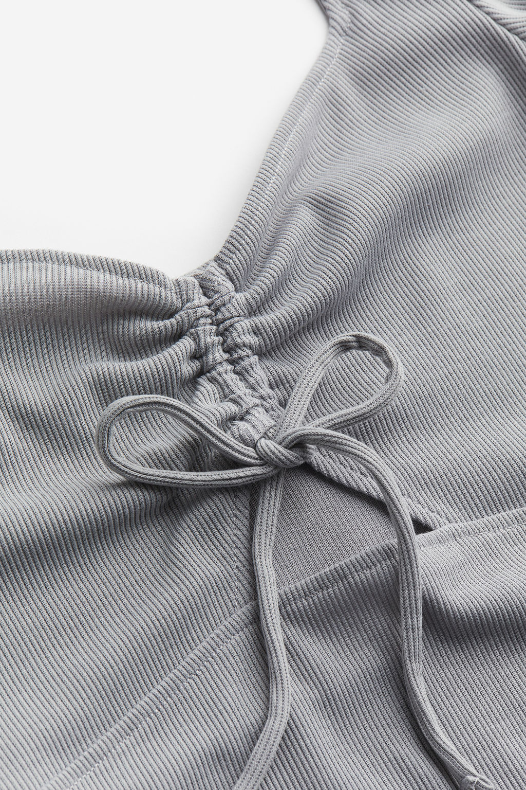 Vestido ajustado con detalles cut-out - H&m фото 2