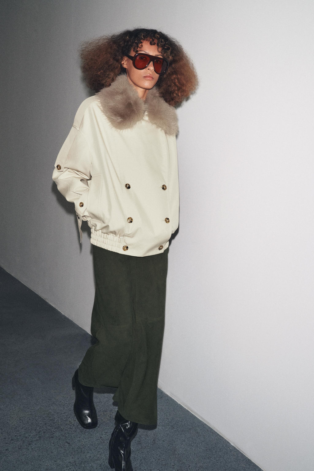 ZW COLLECTION WATER-REPELLENT SHORT TRENCH COAT