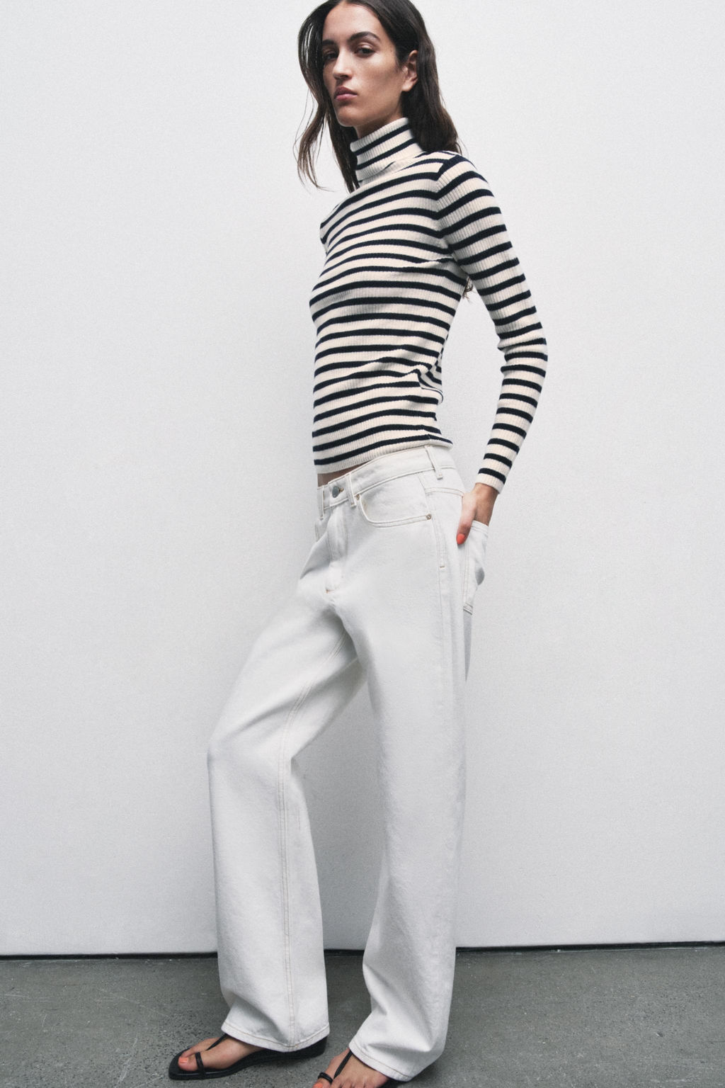 EXTRA-SOFT STRIPED KNIT JUMPER - Zara фото 2