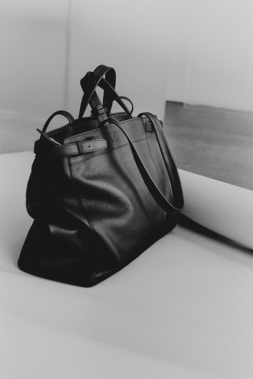 BOLSO SHOPPER PIEL / Negro - Zara фото 9