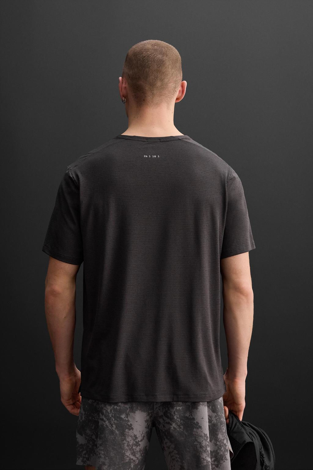 TEXTURED TRAINING T-SHIRT - Zara фото 4