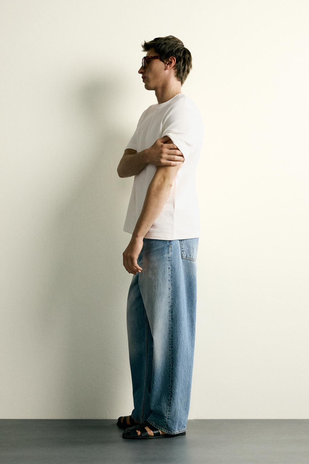 CAMISETA REGULAR FIT SEERSUCKER / Blanco roto - Zara фото 4