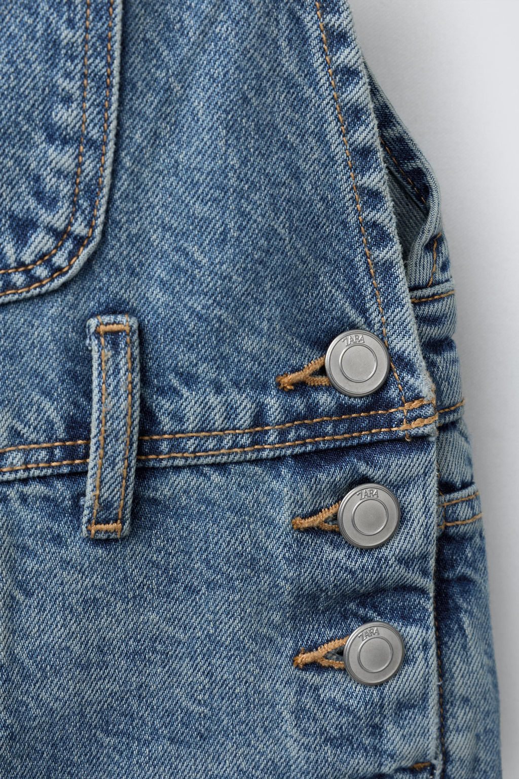 WIDE-LEG DENIM DUNGAREES - Zara фото 4