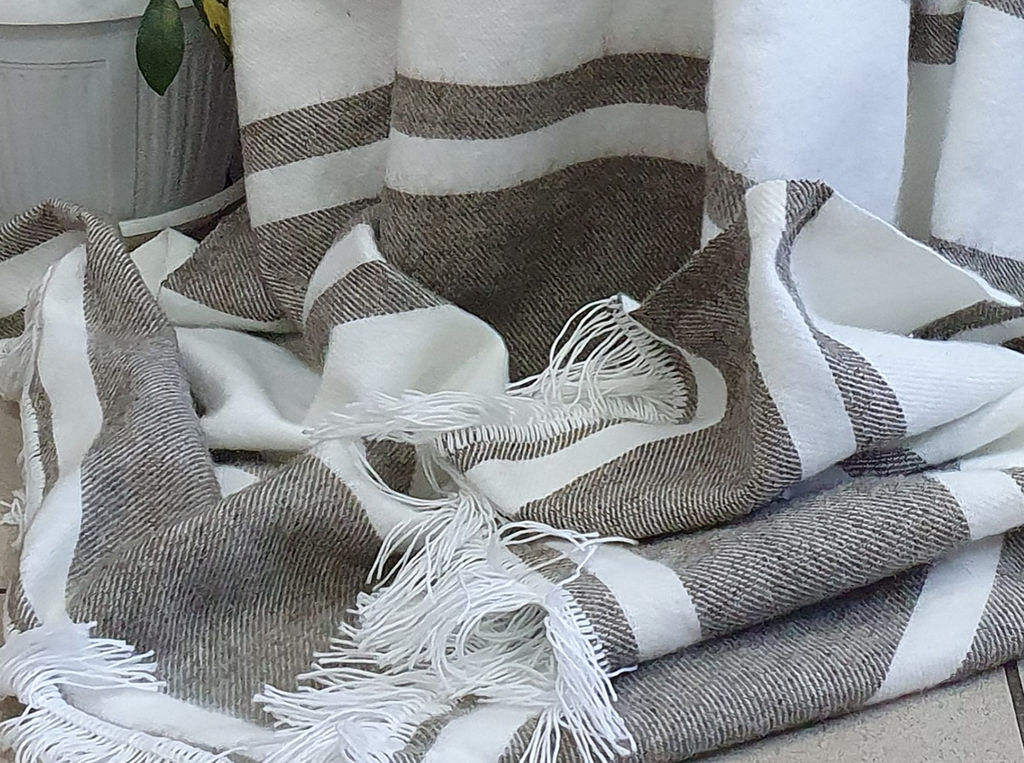 Плед 50% шерсть 165*205 "ПД-350 цв. белый с бежевым (Россия ВВТ)