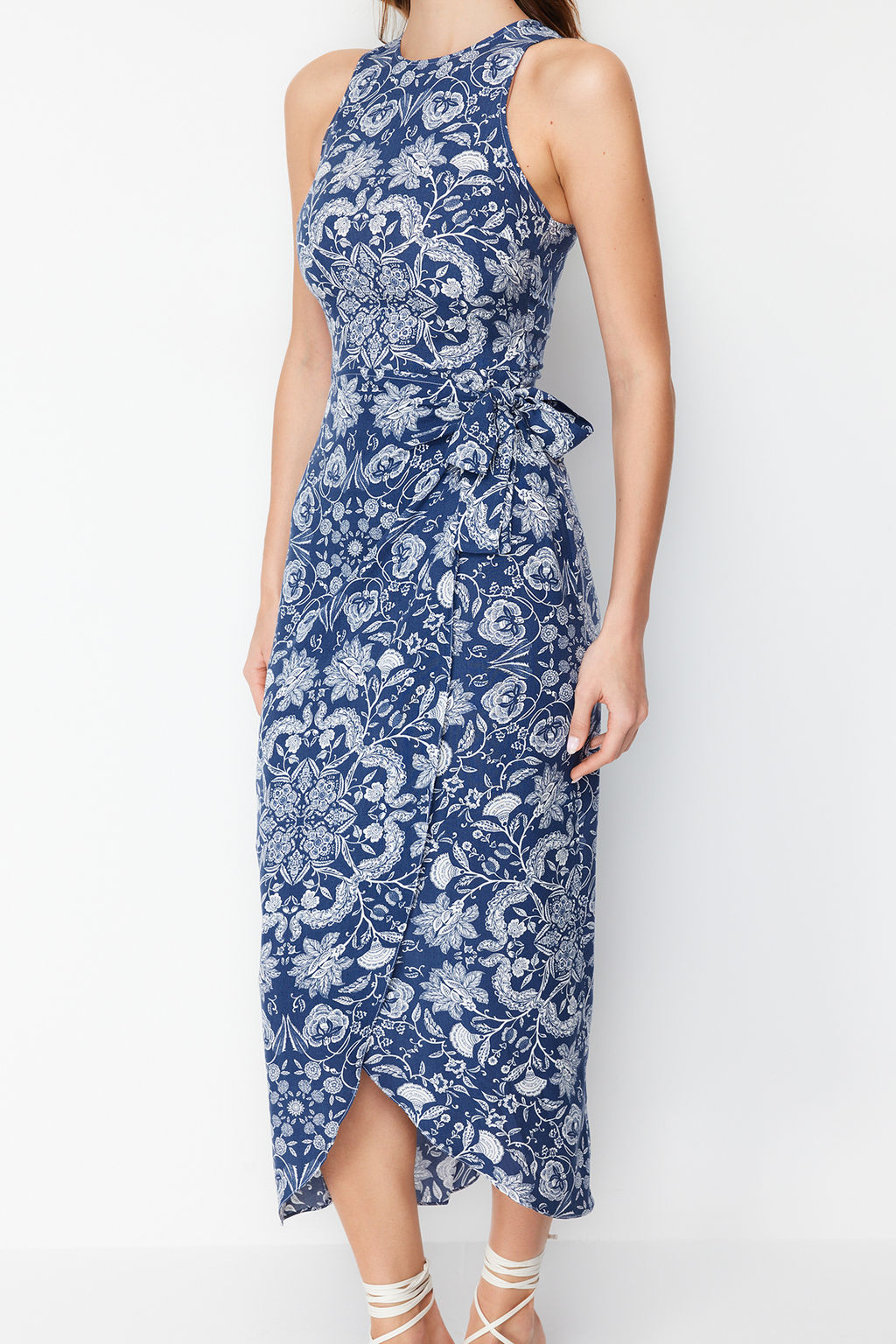 TRENDYOLMILLA Mavi Sal Desenli A-line Baglama Detayl? Midi Dokuma Elbise TWOSS24EL00458  фото 5