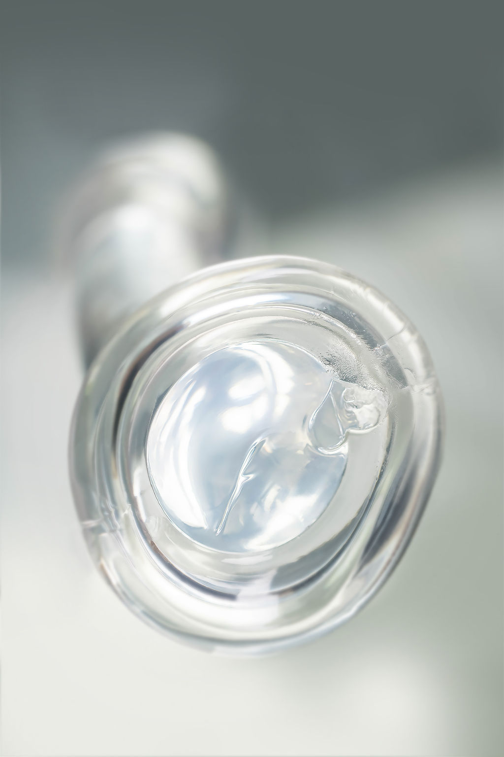 Нереалистичный фаллоимитатор TOYFA Basic Jelly Dildo S, TPE, прозрачный, 15,5 см