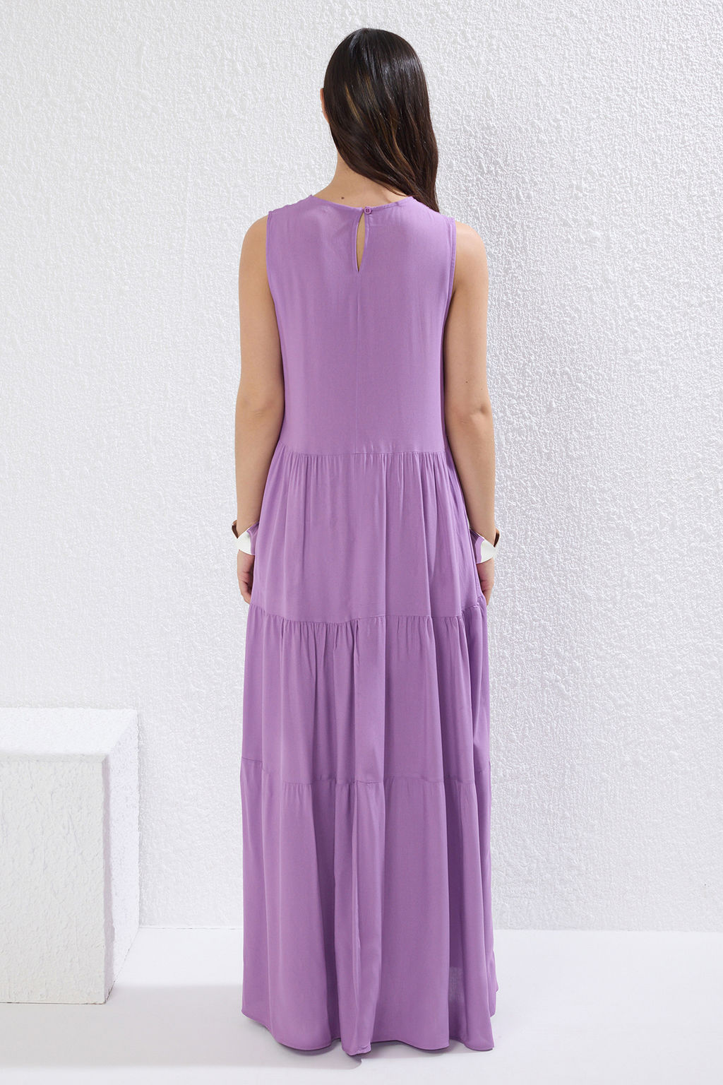 TRENDYOLMILLA Siyah Shift/Duz Kesim Maxi Kolsuz Dokuma Elbise TWOSS20EL1954 фото 12