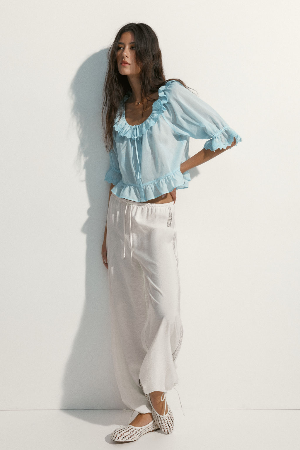 Blusa de algod?n con bordado ingl?s - H&m фото 5