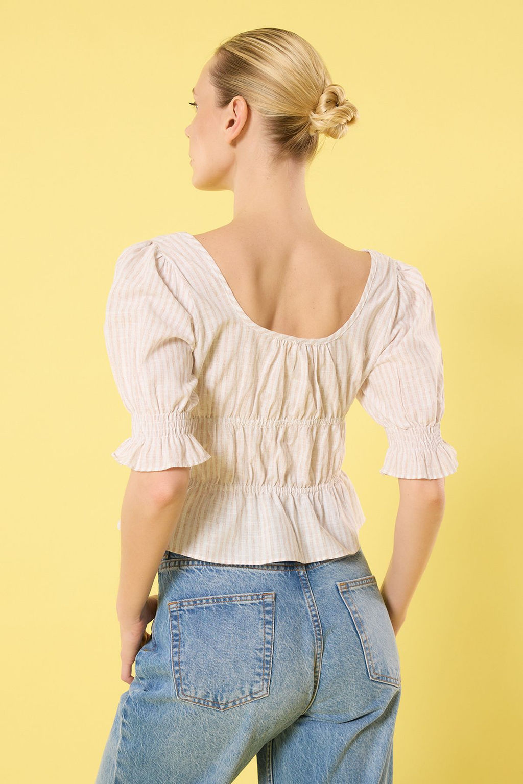 Bej K?sa Balon Kollu Cizgili Fiyonk Detayl? Dokuma Bluz TWOSS25BZ00260 - Trendyolmilla фото 4