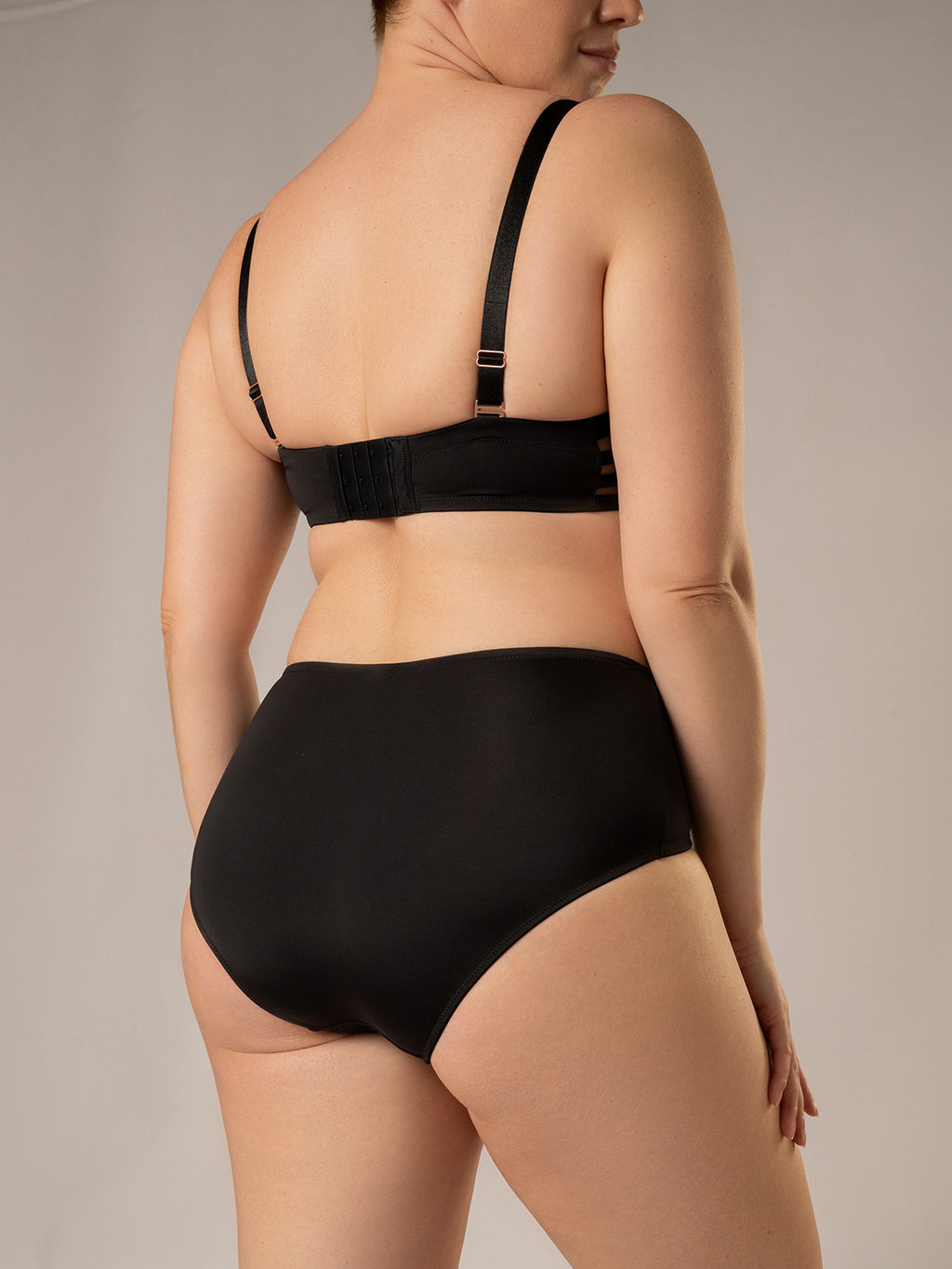 Комплект нижнего белья Indefini (Арт.4226WXY-K)  фото 5